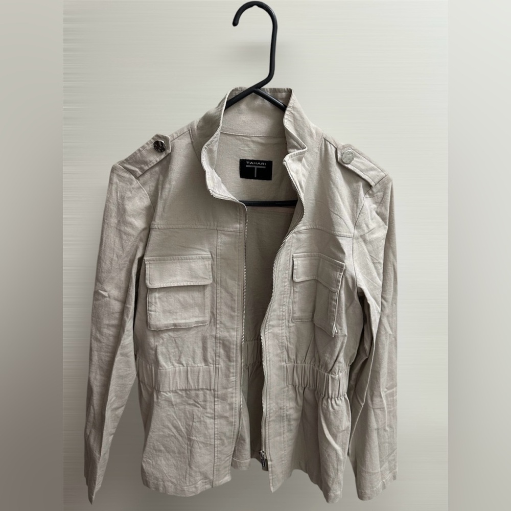 🧁Tahari Linen Jacket ✨